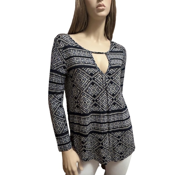 LUCKY BRAND Geometric Boho Blouse Top Shirt Plunge V-Neck Cutout Keyhole Rayon - Picture 2 of 16